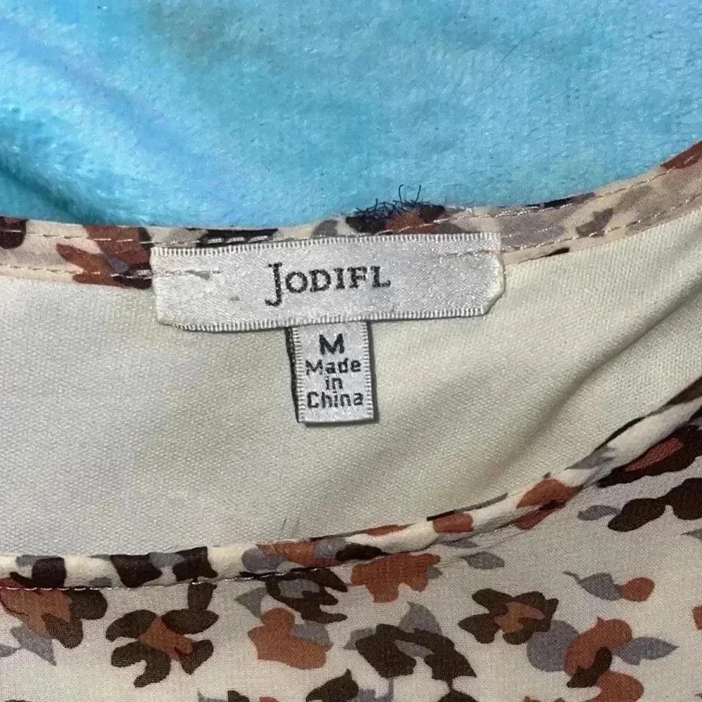 Jodifl Romper - Picture 4 of 4